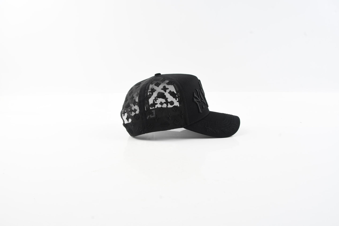 NIGHT TRUCKER